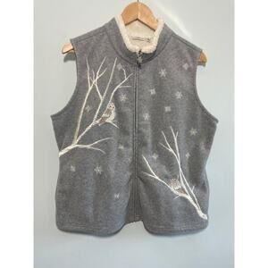 Croft & Barrow Women’s petite Large gray fleece vest, embroidered owls